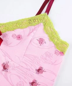 Own Saviour Rose Contrast Cami Crop Tees + Tops