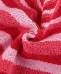 Own Saviour Red/Green/Brown Knit Heart Tank New In