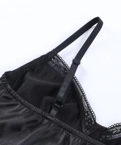 Own Saviour Rose Cami Crop