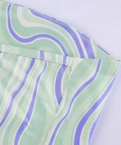 Own Saviour Swirl Point Crop