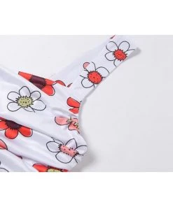 Own Saviour New In White Floral Pointed Ruched Crop