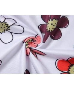 Own Saviour New In White Floral Pointed Ruched Crop