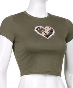 Own Saviour Camo Heart Crop