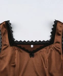 Own Saviour Lace Satin Crop