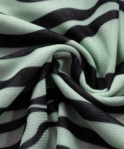 Own Saviours New In Green Swirl Crop