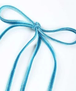 Own Saviour Blue Velvet Ring Halter